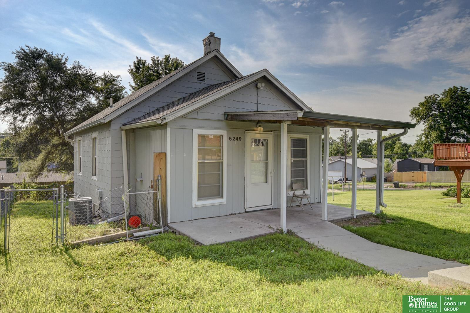 Property Photo:  5249 S 52nd Street  NE 68117 