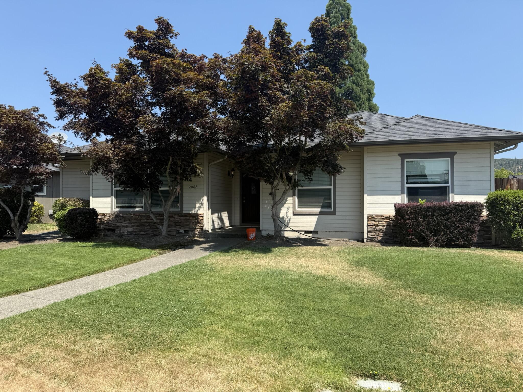2082 Lower River Road  Grants Pass OR 97526 photo