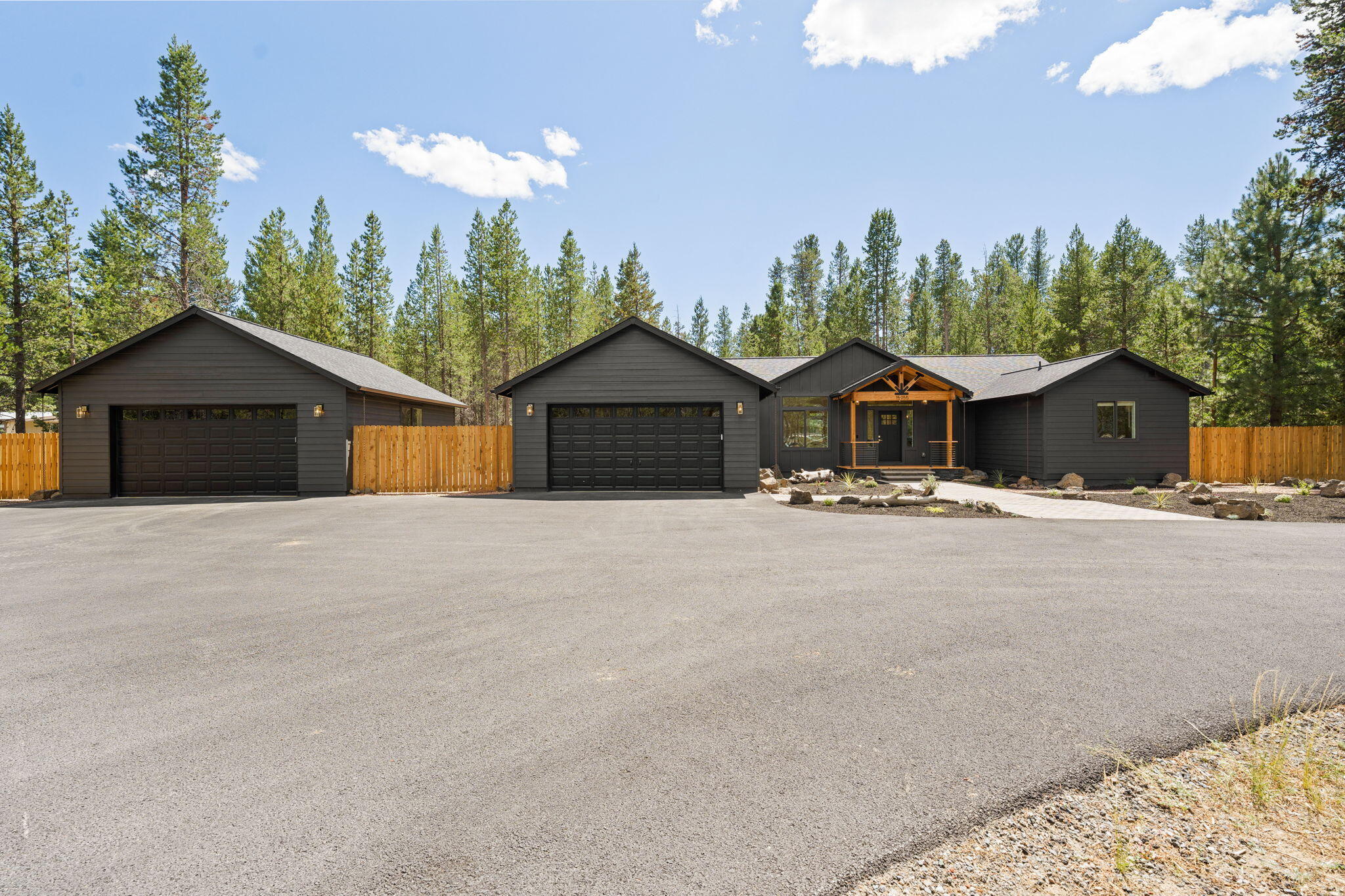 Property Photo:  15955 Mt View Lane  OR 97739 