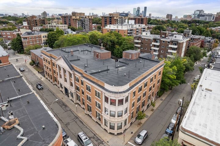 9 Sewall Ave 314  Brookline MA 02446 photo