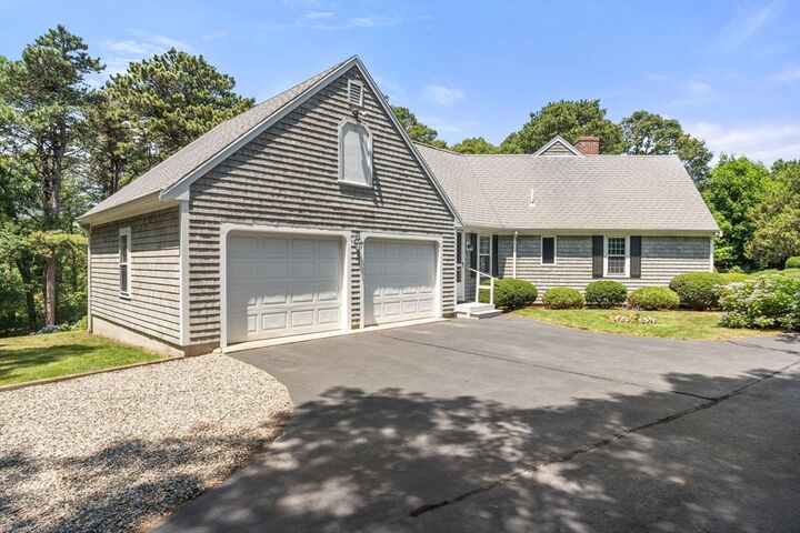 Property Photo:  5 Little Marsh Ln  MA 02645 