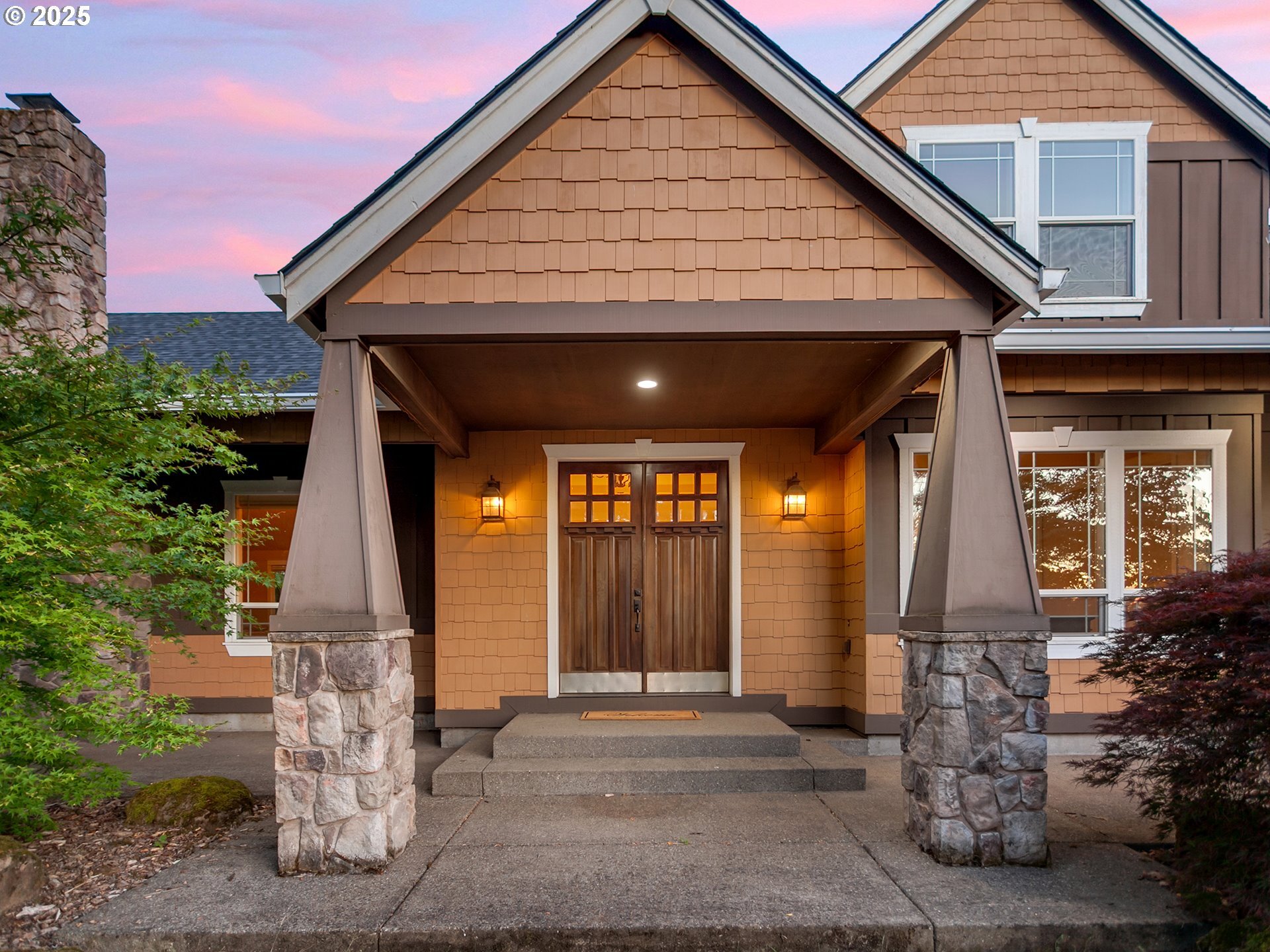 Property Photo:  37658 S Highway 213  OR 97362 