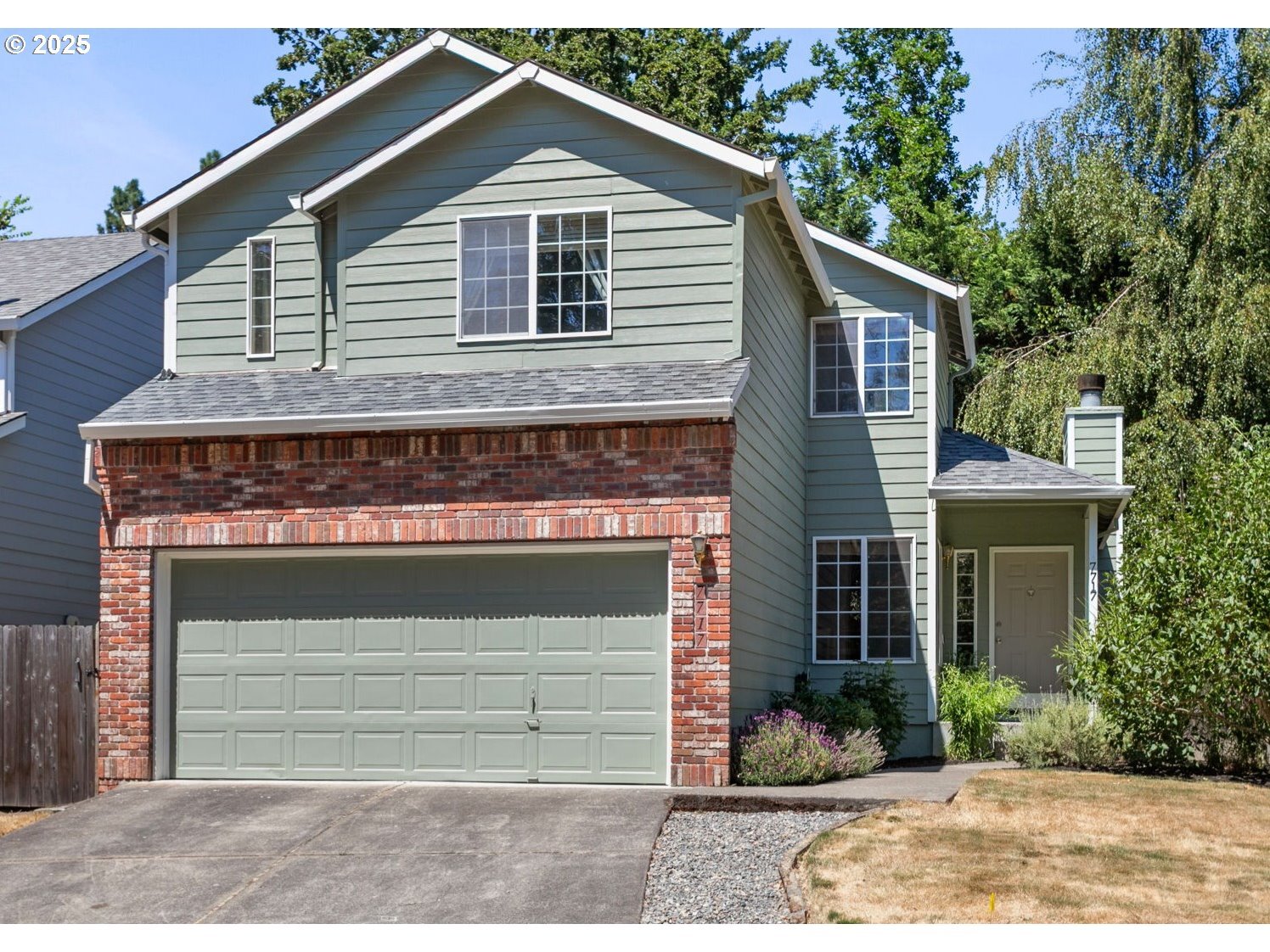 Property Photo: 7717 SW Chase Ln OR 97223