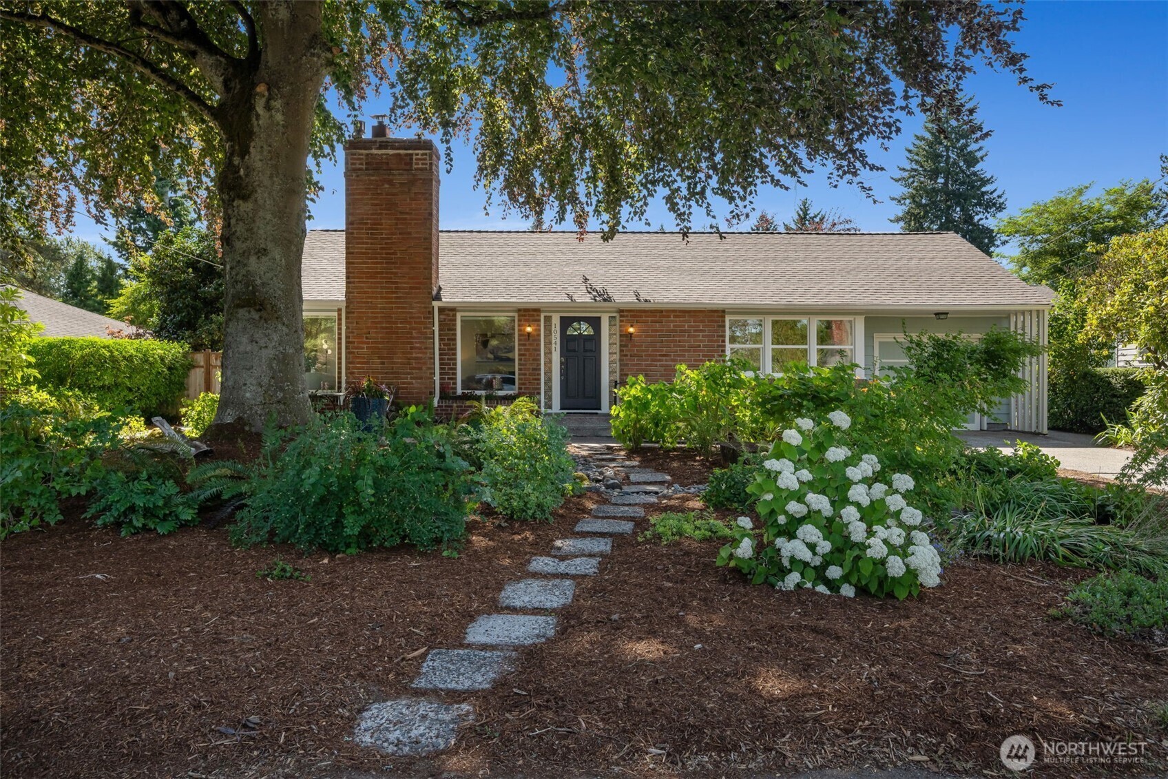 10541  20th Avenue NE  Seattle WA 98125 photo