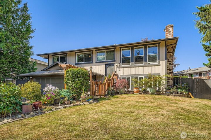 Property Photo: 30215 54th Avenue S WA 98001
