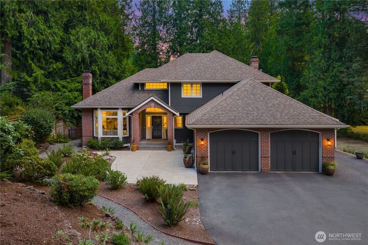 Property Photo: 25432 SE 28th Street WA 98075