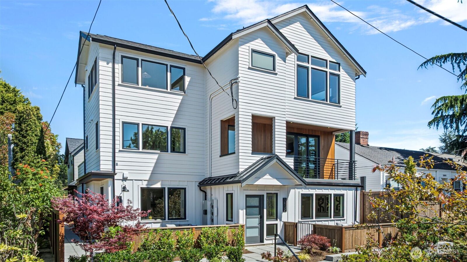 Property Photo: 3812 31st Avenue W WA 98199