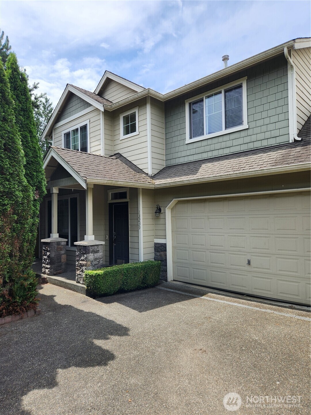 Property Photo: 13239 124th Court NE WA 98034
