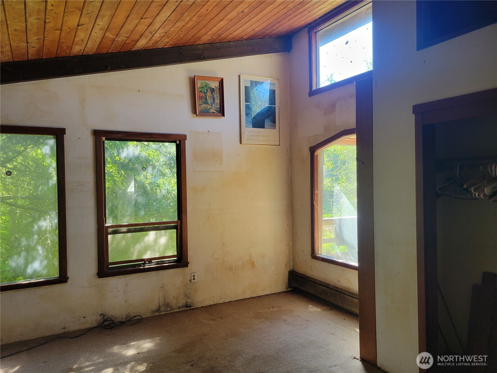 Property Photo:  605 E Skottowe Lane E  WA 98250 