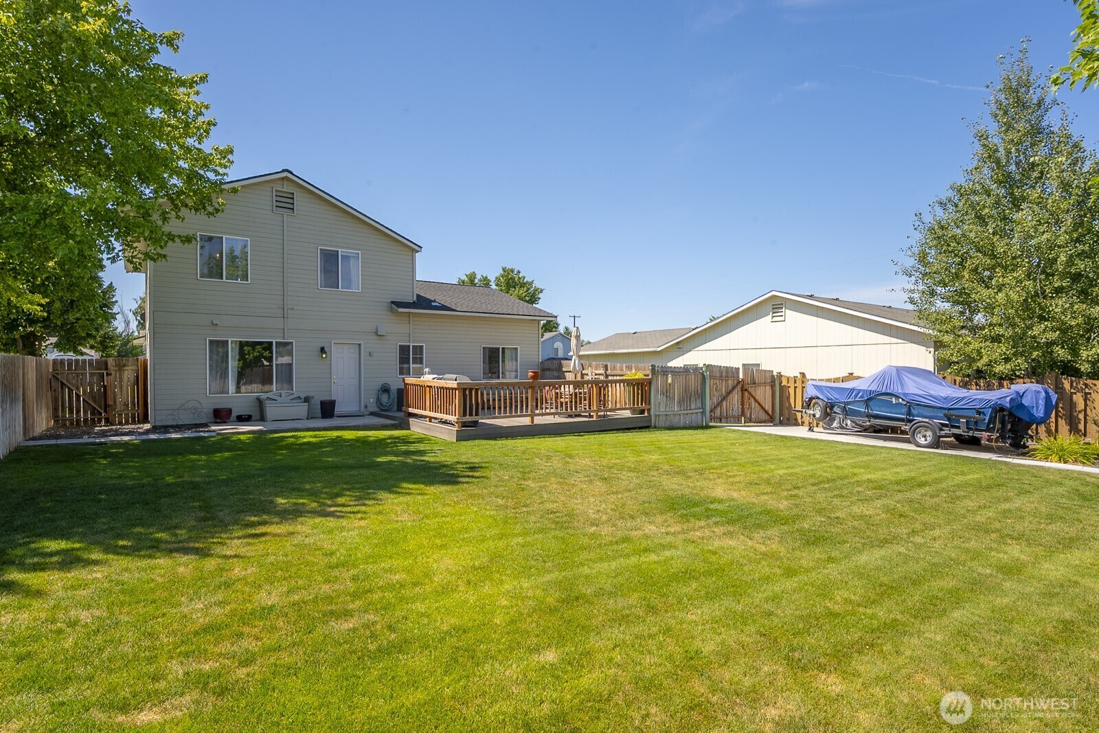 Property Photo: 110 E Belair Drive WA 98837