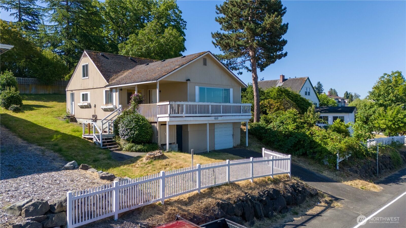Property Photo: 1810 Rainier Street WA 98388