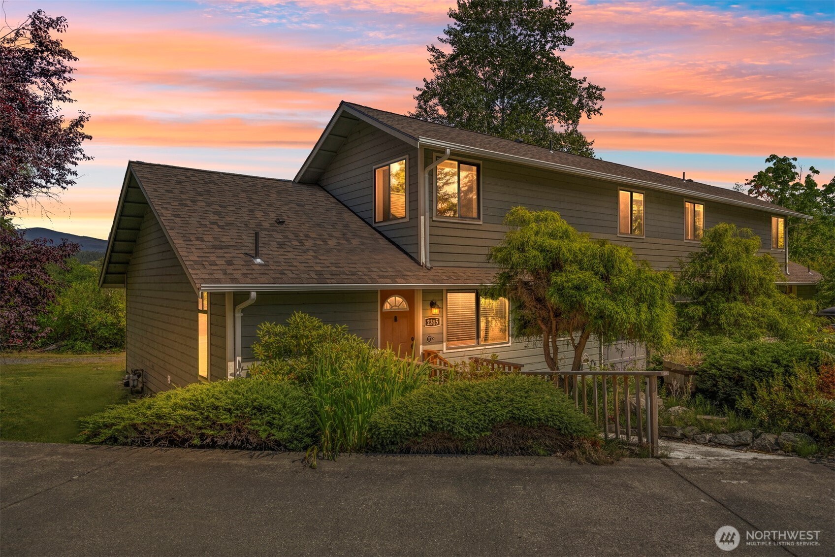 2315  Fir Street  Bellingham WA 98229 photo