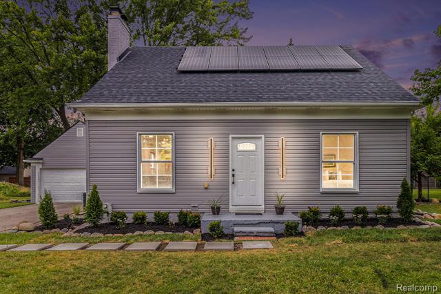 Property Photo:  19646 Middlesex Avenue  MI 48076 
