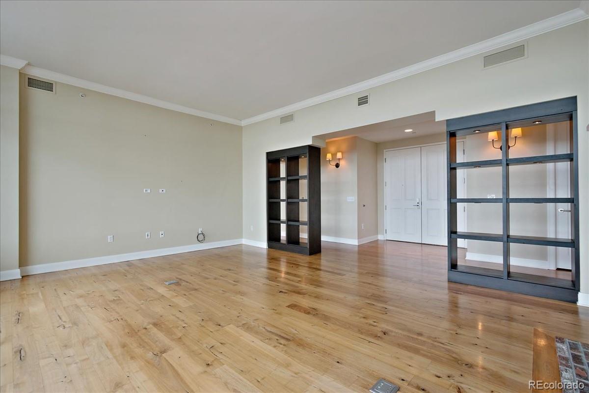 Property Photo:  8100 E Union Avenue 2001  CO 80237 