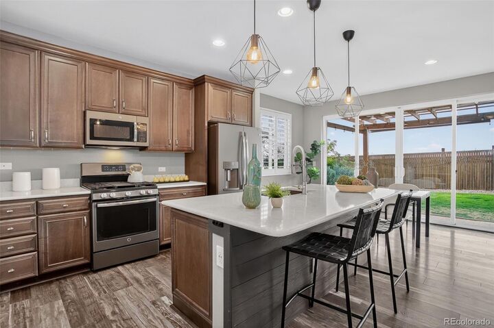 Property Photo: 5010 S Wenatchee Circle CO 80015