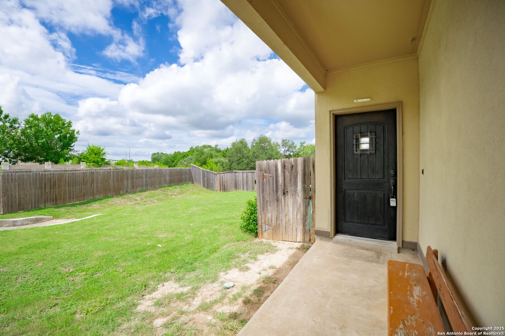 Property Photo: 23802 Stately Oaks TX 78260