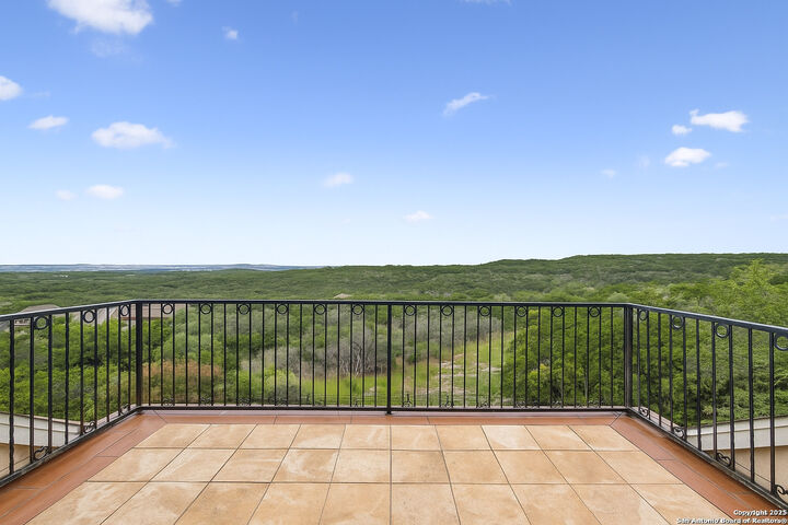 15034 Iron Horse  Helotes TX 78023 photo