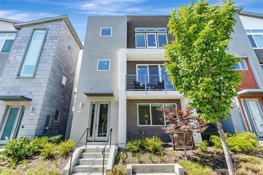 142 Agustin Narvaez Street  San Jose CA 95136 photo