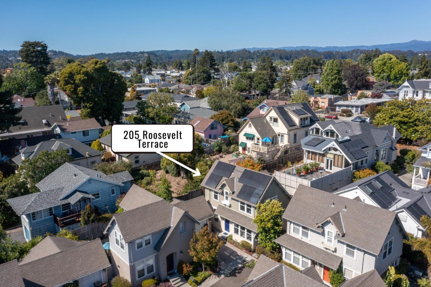 Property Photo: 205 Roosevelt Terrace CA 95060