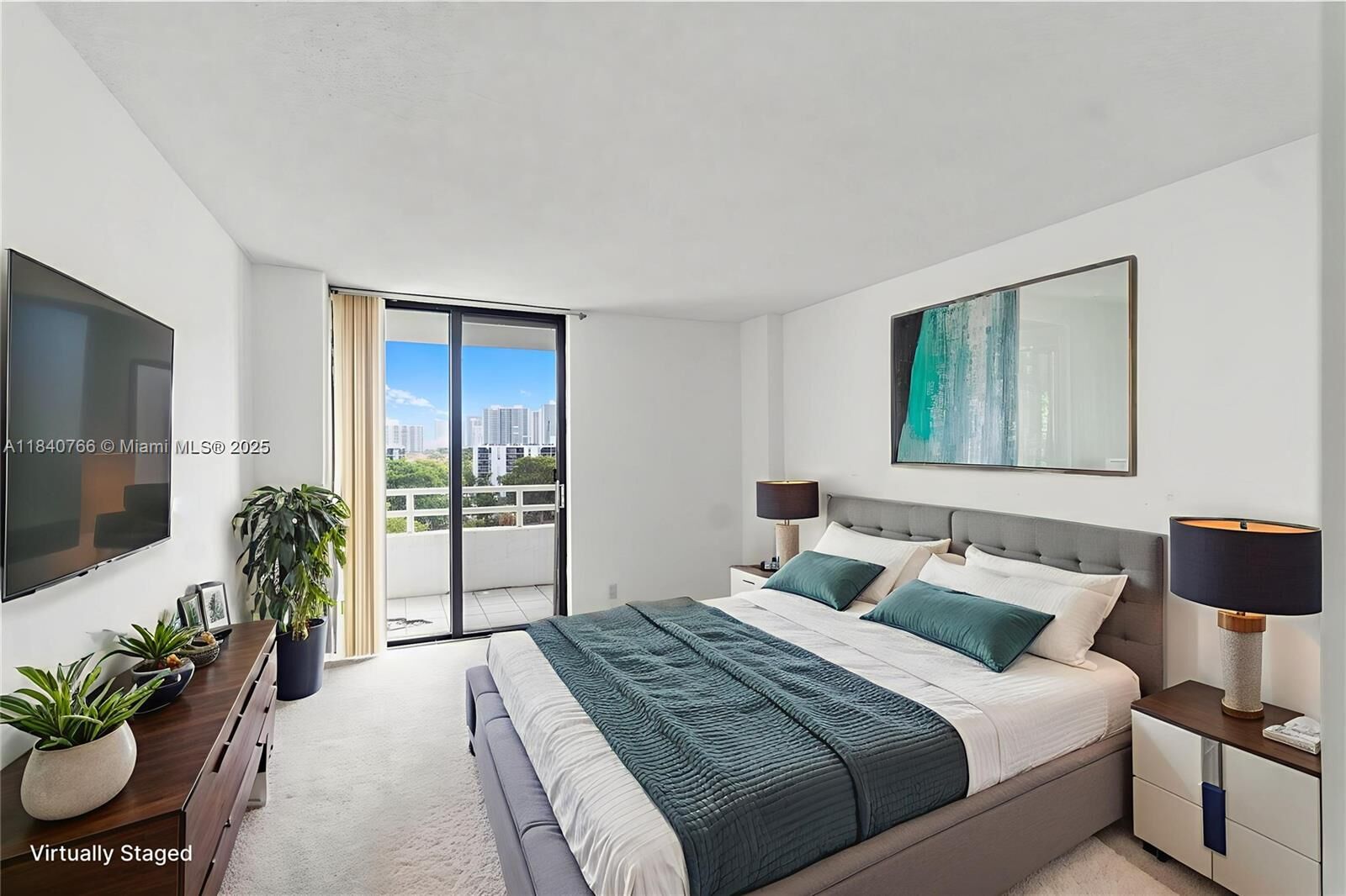 Property Photo:  20225 NE 34th Ct 819  FL 33180 