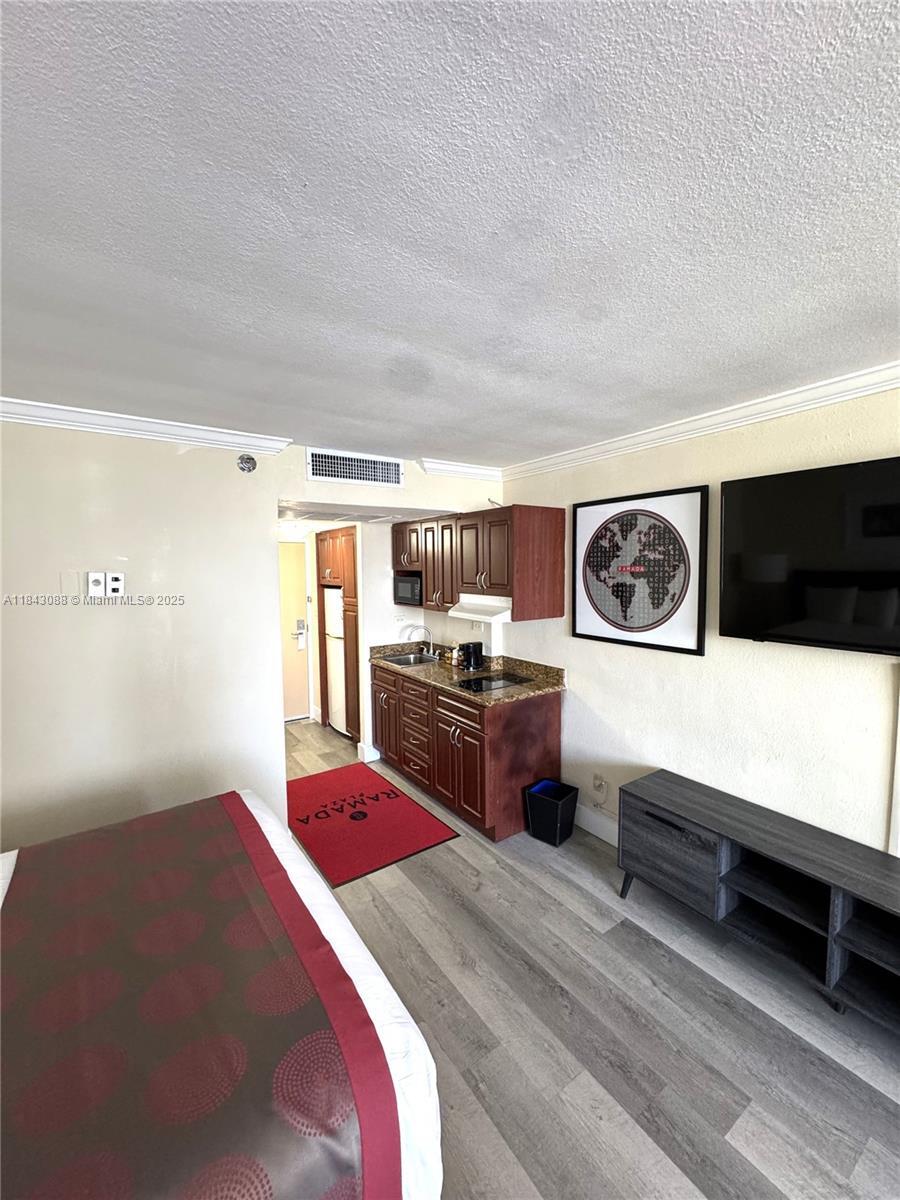 Property Photo:  19201 Collins Ave 1103  FL 33160 