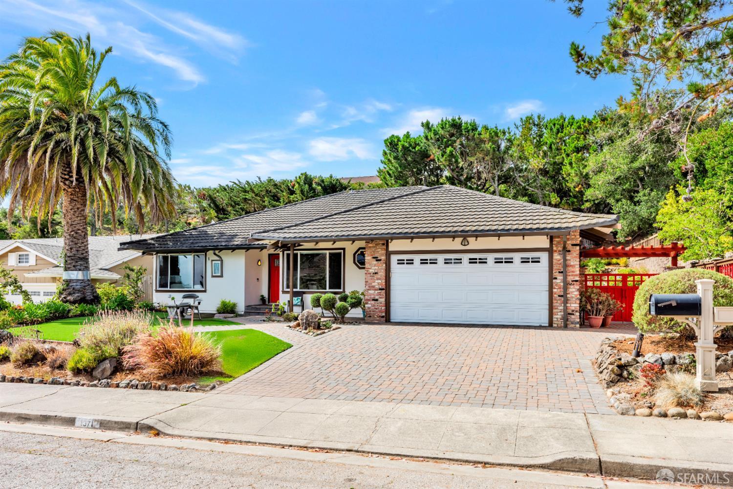 Property Photo:  1371 Encina Drive  CA 94030 