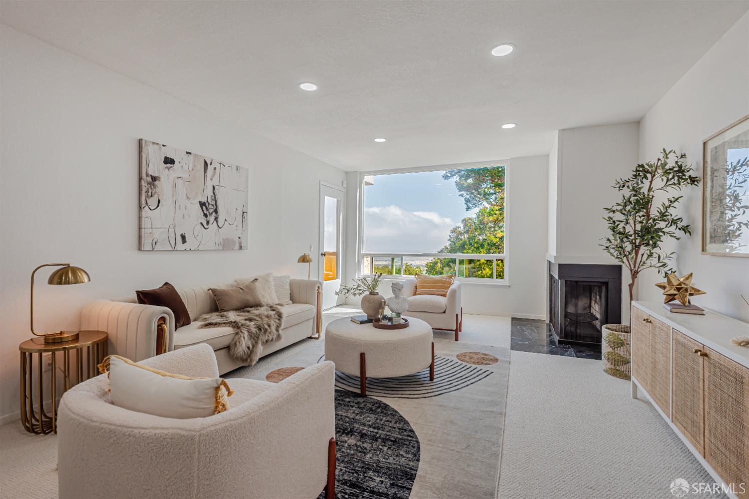 Property Photo: 340 Vallejo Drive 71 CA 94030