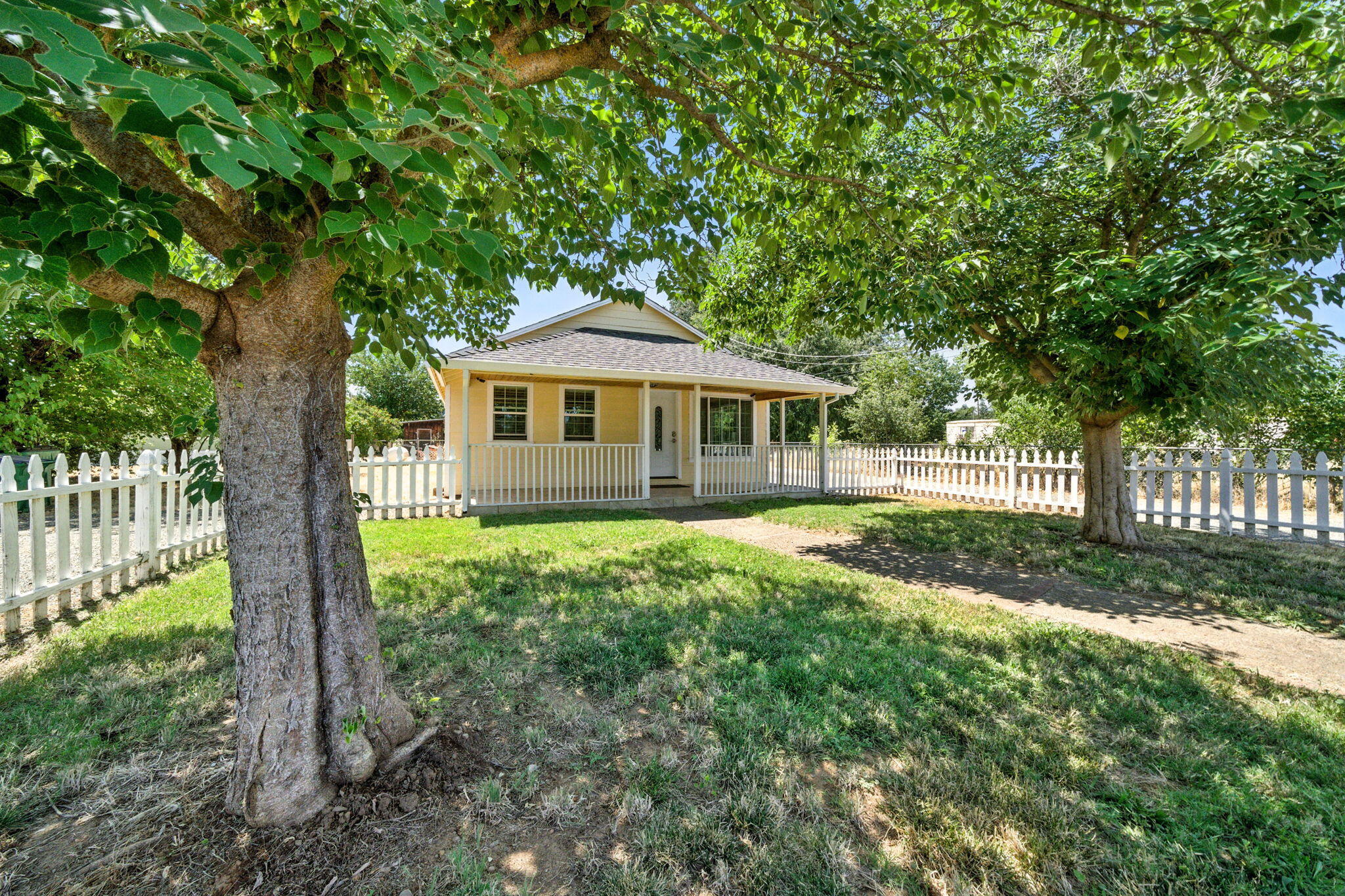 Property Photo:  6594 Clear View Drive  CA 96007 