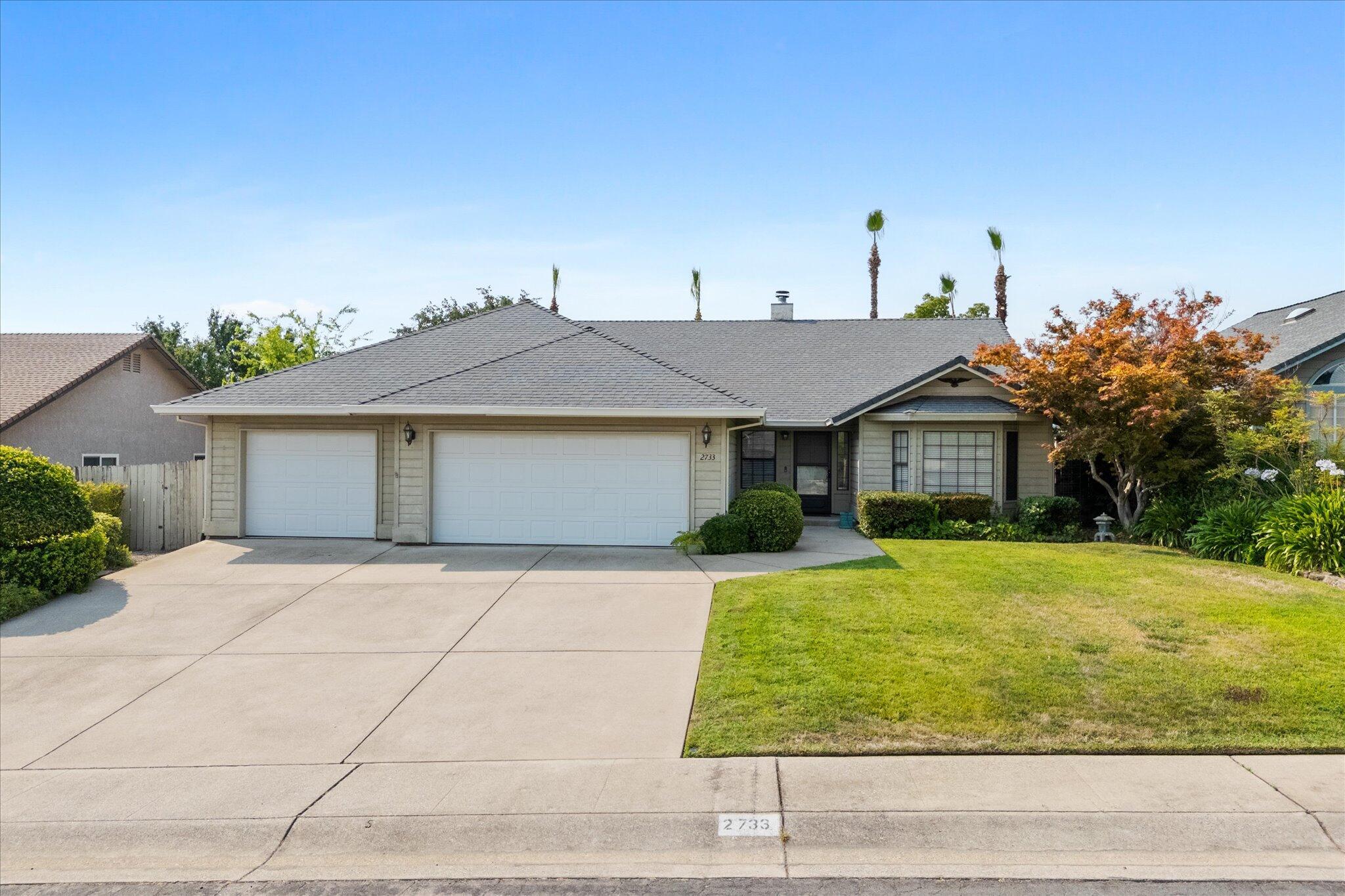 2733 Crystal Tree Drive  Redding CA 96001 photo