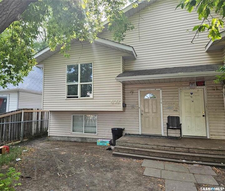 409 U Avenue S  Saskatoon SK S7M 3C4 photo