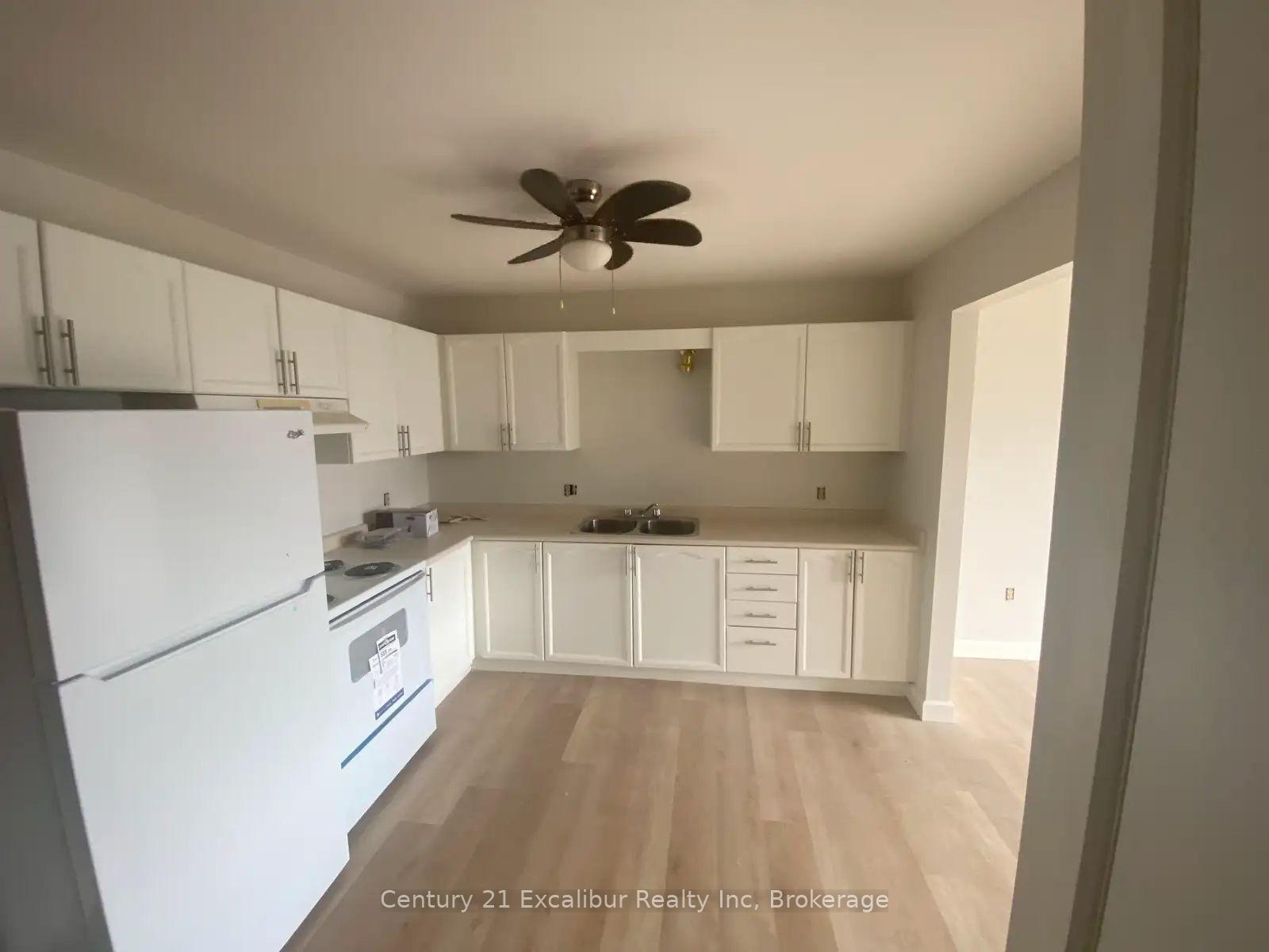 Property Photo: 112 Normanby Street S 8 ON N0G 2L1