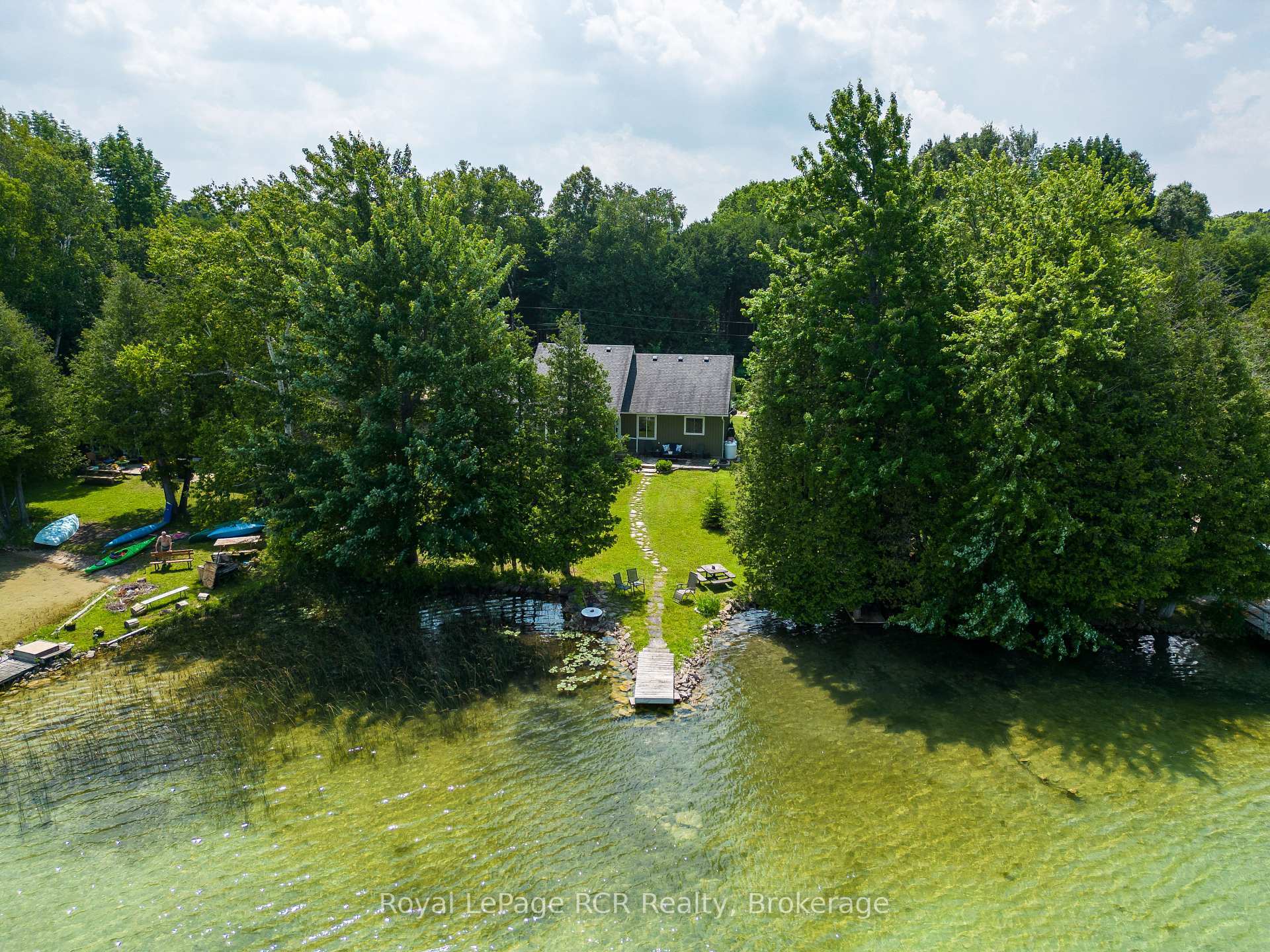 Property Photo: 121 Browns Lane ON N0H 2K0