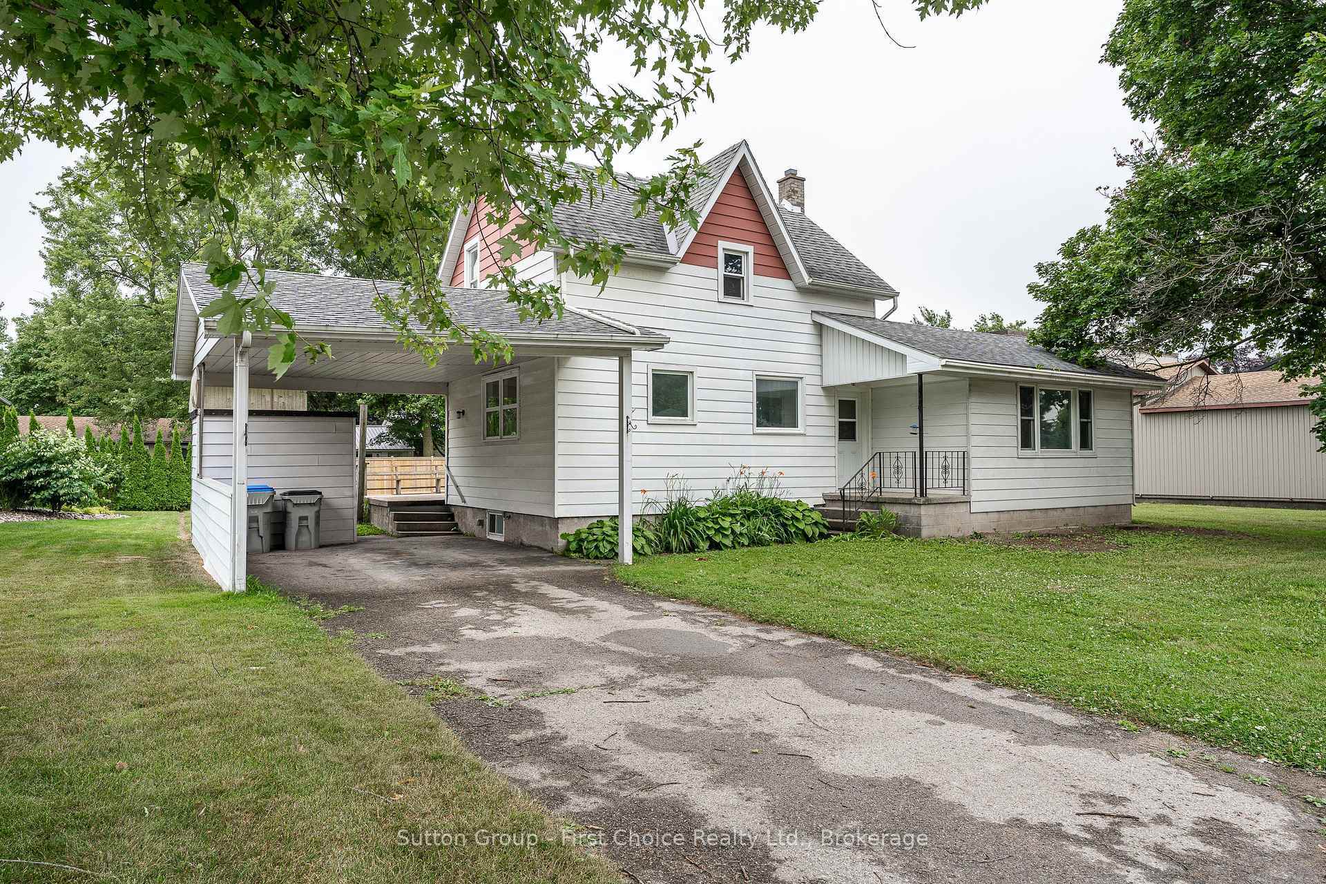 Property Photo: 44 Huron Road ON N0K 1N0