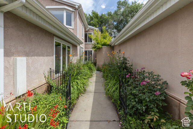 Property Photo: 1314 E 5250 S UT 84403