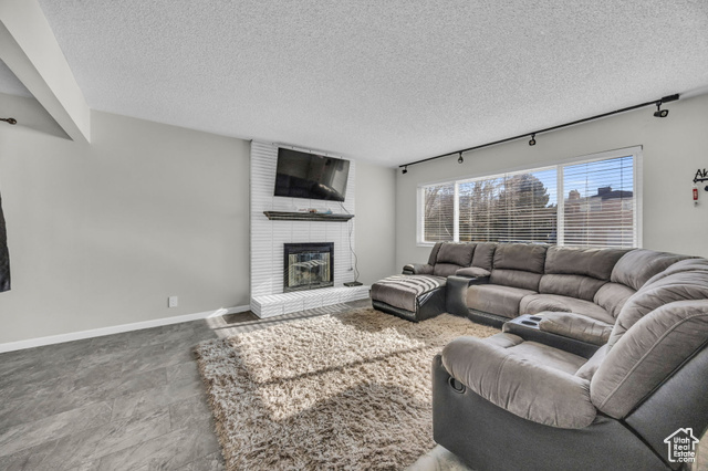 Property Photo: 926 Harrop St S UT 84404