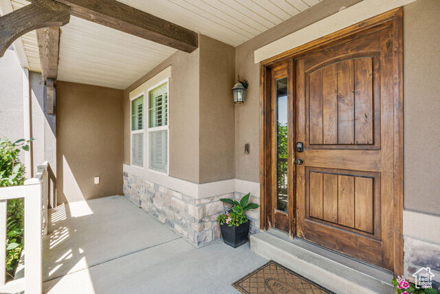 Property Photo: 2441 W Willow Haven Ave UT 84043