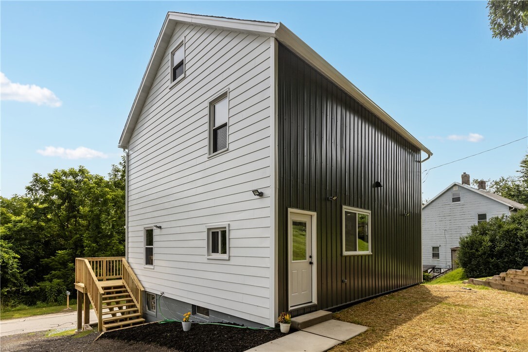 Property Photo:  3190 Aspen Street  PA 15678 