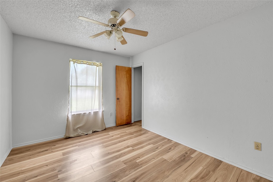 Property Photo: 210 County Road 4875 S TX 76522