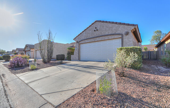 Property Photo:  10806 E Peralta Canyon Drive  AZ 85118 