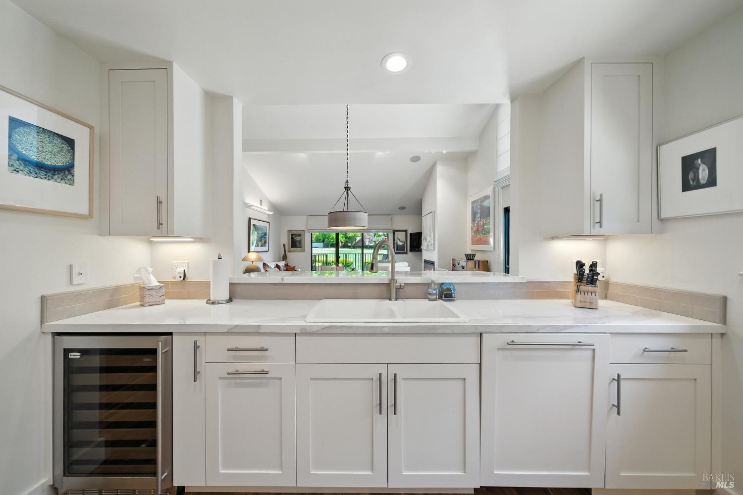 Property Photo: 873 Oak Leaf Way CA 94558