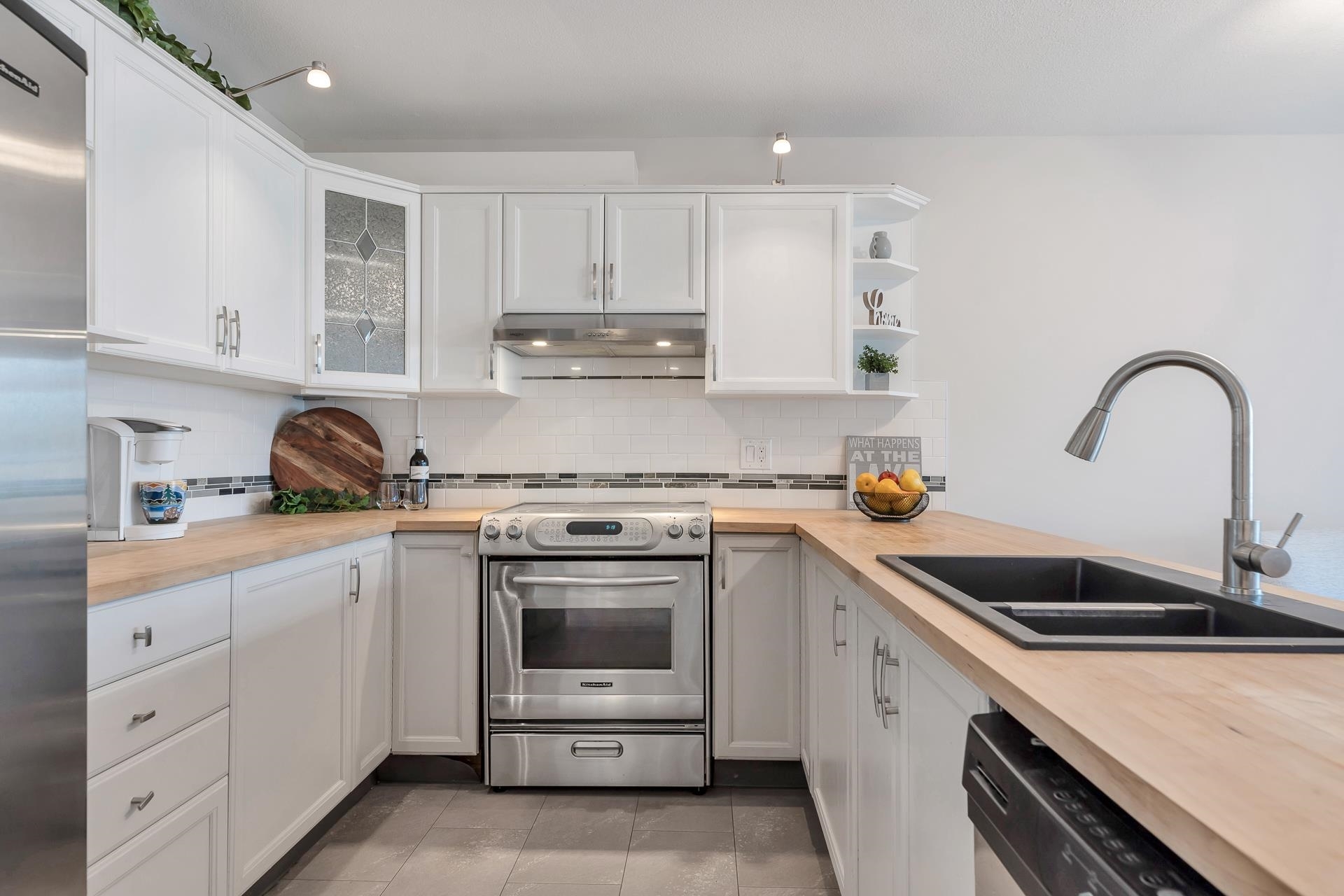 Property Photo:  378 Esplanade Avenue 109  BC V0M 1A3 