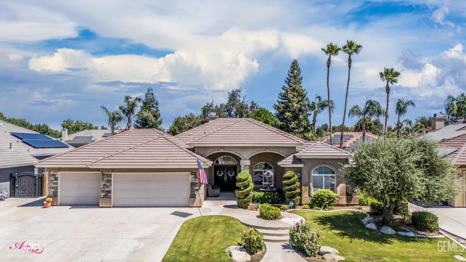 Property Photo:  12204 Tule River Way  CA 93312 
