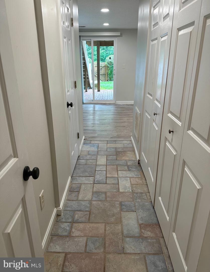 Property Photo: 110 Lakeview Court VA 22554