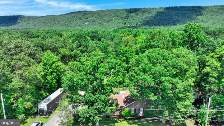 Property Photo:  3511 Mountain Road  PA 18080 