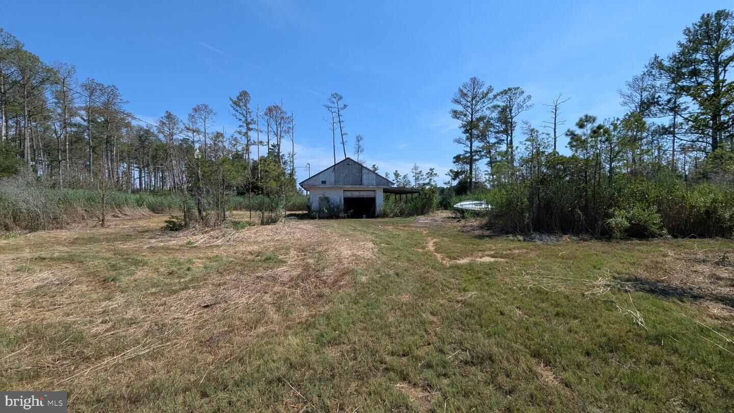 Property Photo: 3012 William Maddox Road MD 21817
