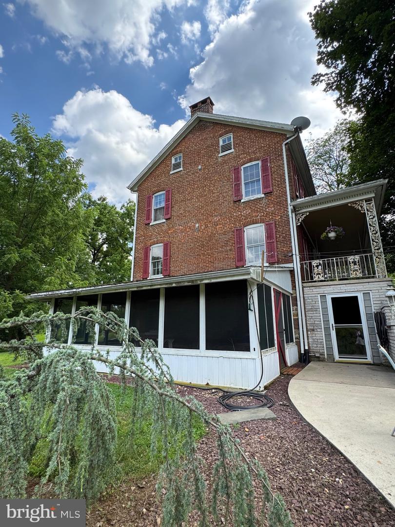 Property Photo: 3067 E Prospect Road PA 17402