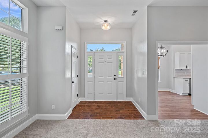 Property Photo:  10415 Danesway Lane  NC 28031 