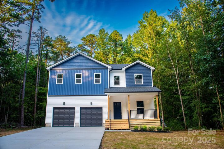 13715 Circle Drive  Charlotte NC 28262 photo