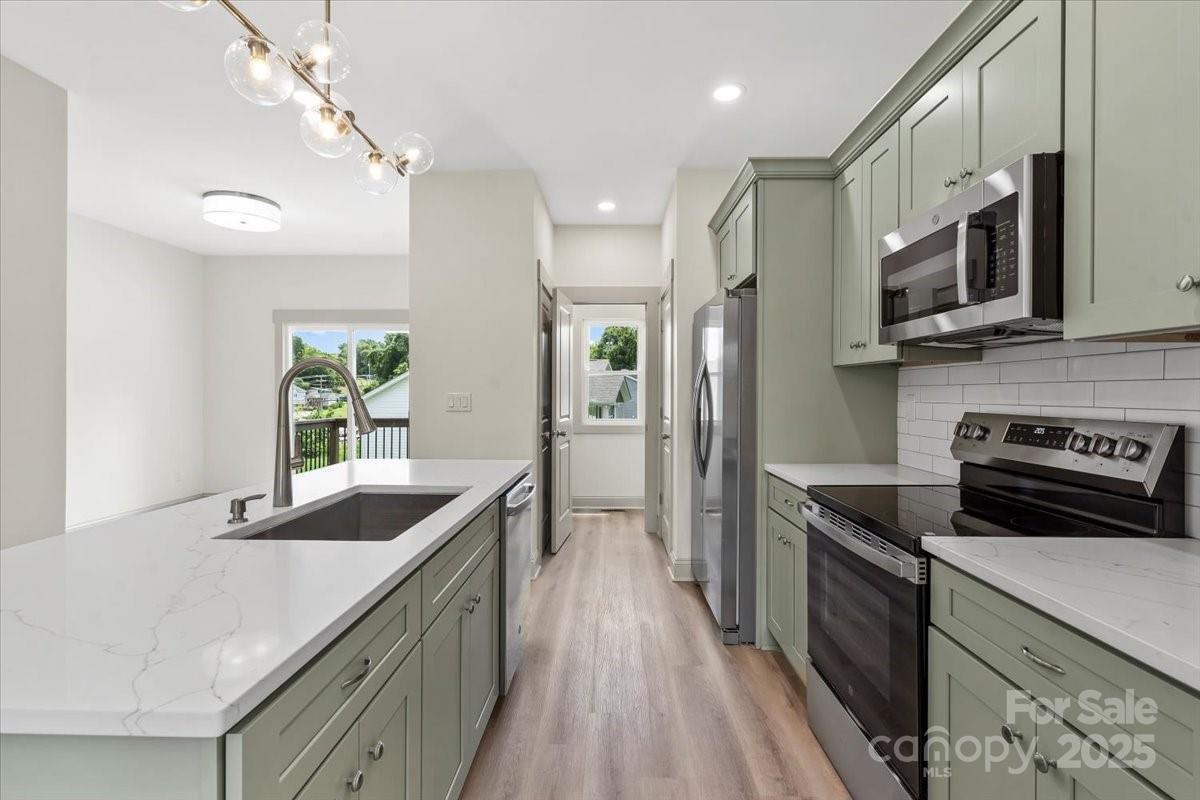 Property Photo: 439 W Norment Avenue NC 28052