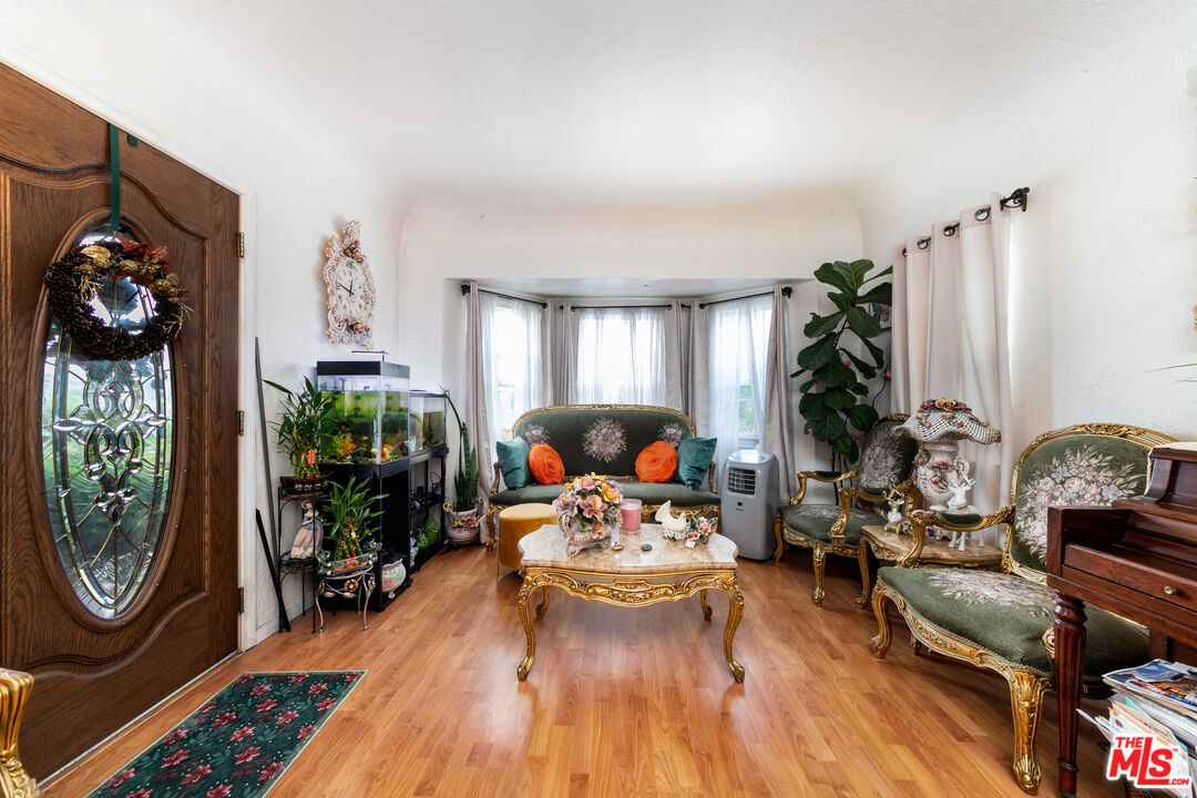 Property Photo: 1841 Clyde Ave CA 90019